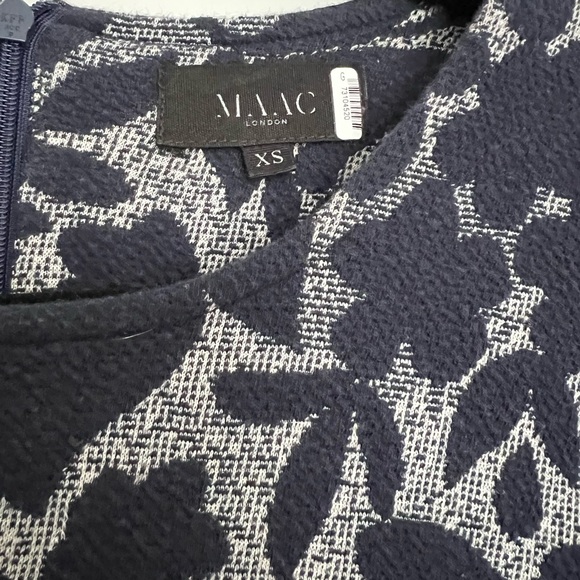 MAAC international XS midi dress with 3/4 sleeves - Picture 3 of 3